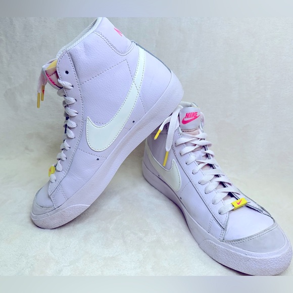 Nike Blazer Mid - Picture 1 of 6